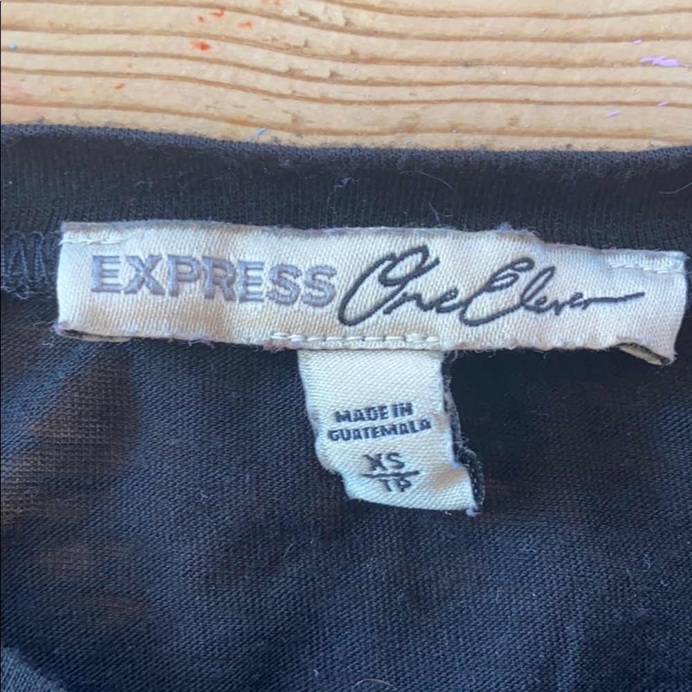 Express Tiger Tee - Picture 3 of 3